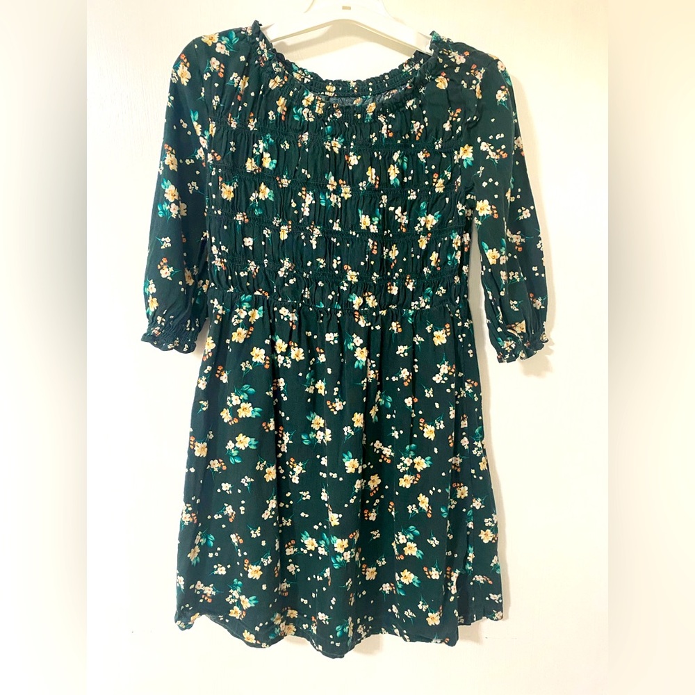 Old Navy Girls Smocked Floral Dress